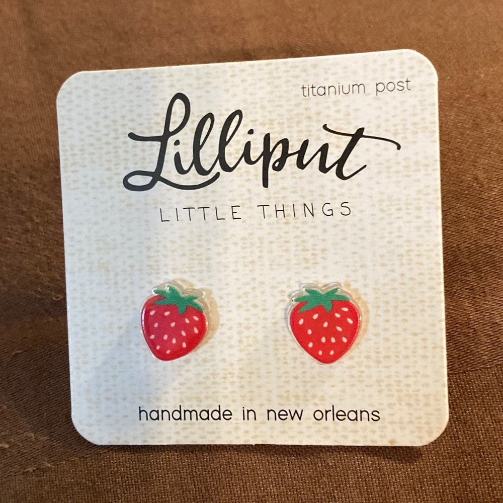 Lilliput sm. strawberry stud 🍓 earrings with titanium posts - Discount Shipping